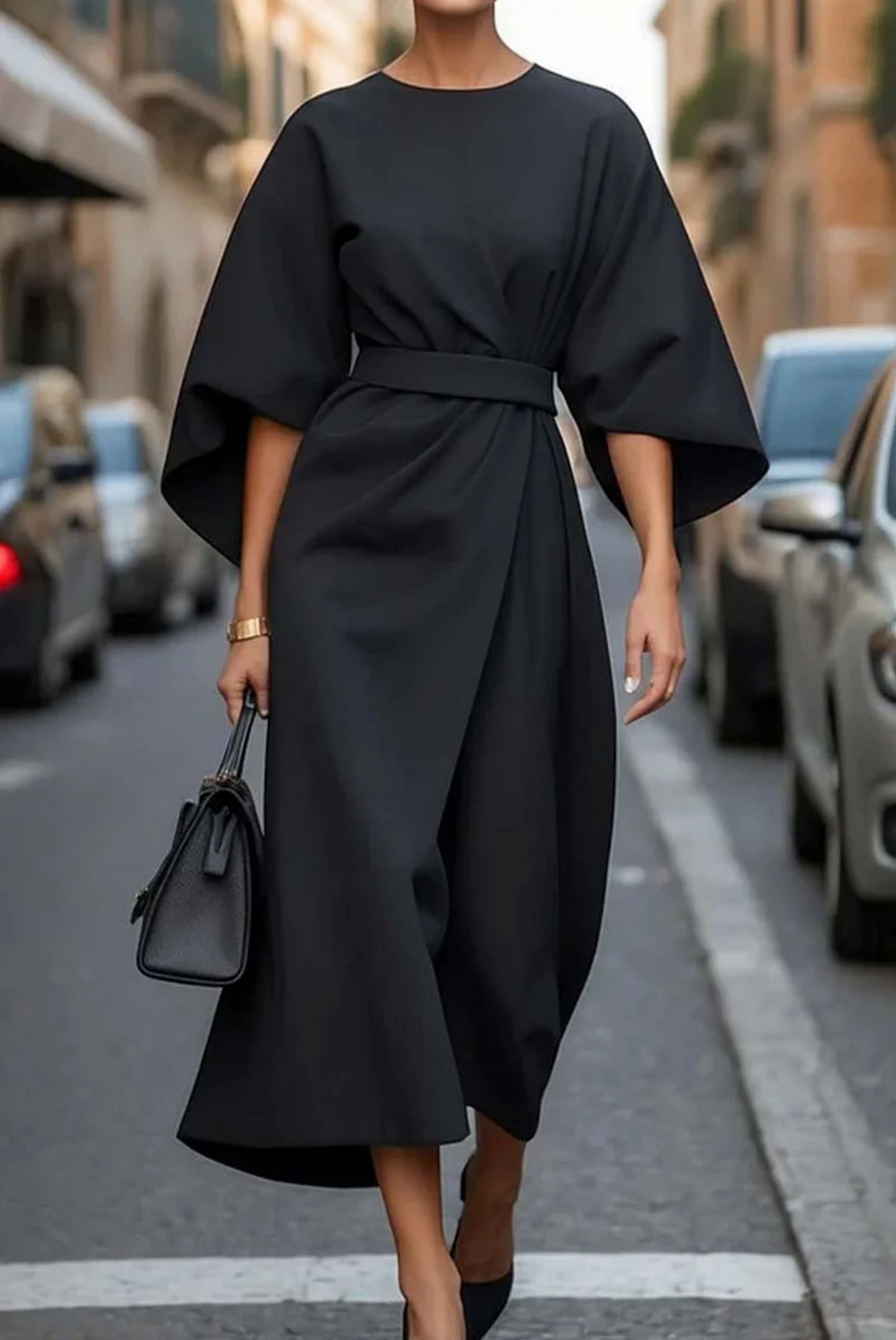 Grace – Robe Élégante à Manches Lanterne et Ceinture