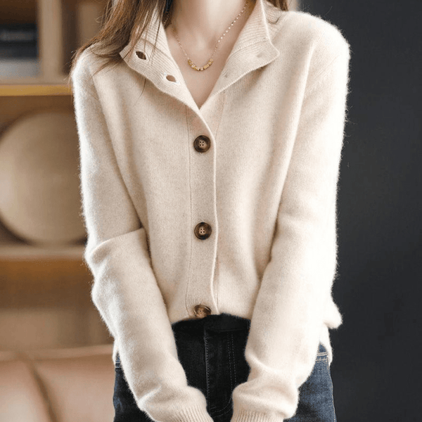 Elora – Gilet Tricoté Élégance & Confort