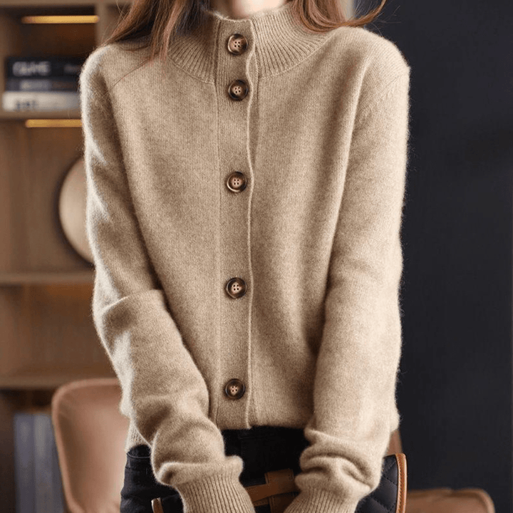 Elora – Gilet Tricoté Élégance & Confort